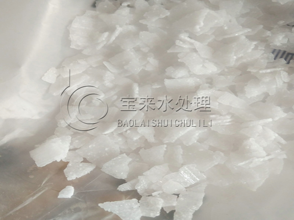 片堿廠家與您分享片堿在染色行業的應用